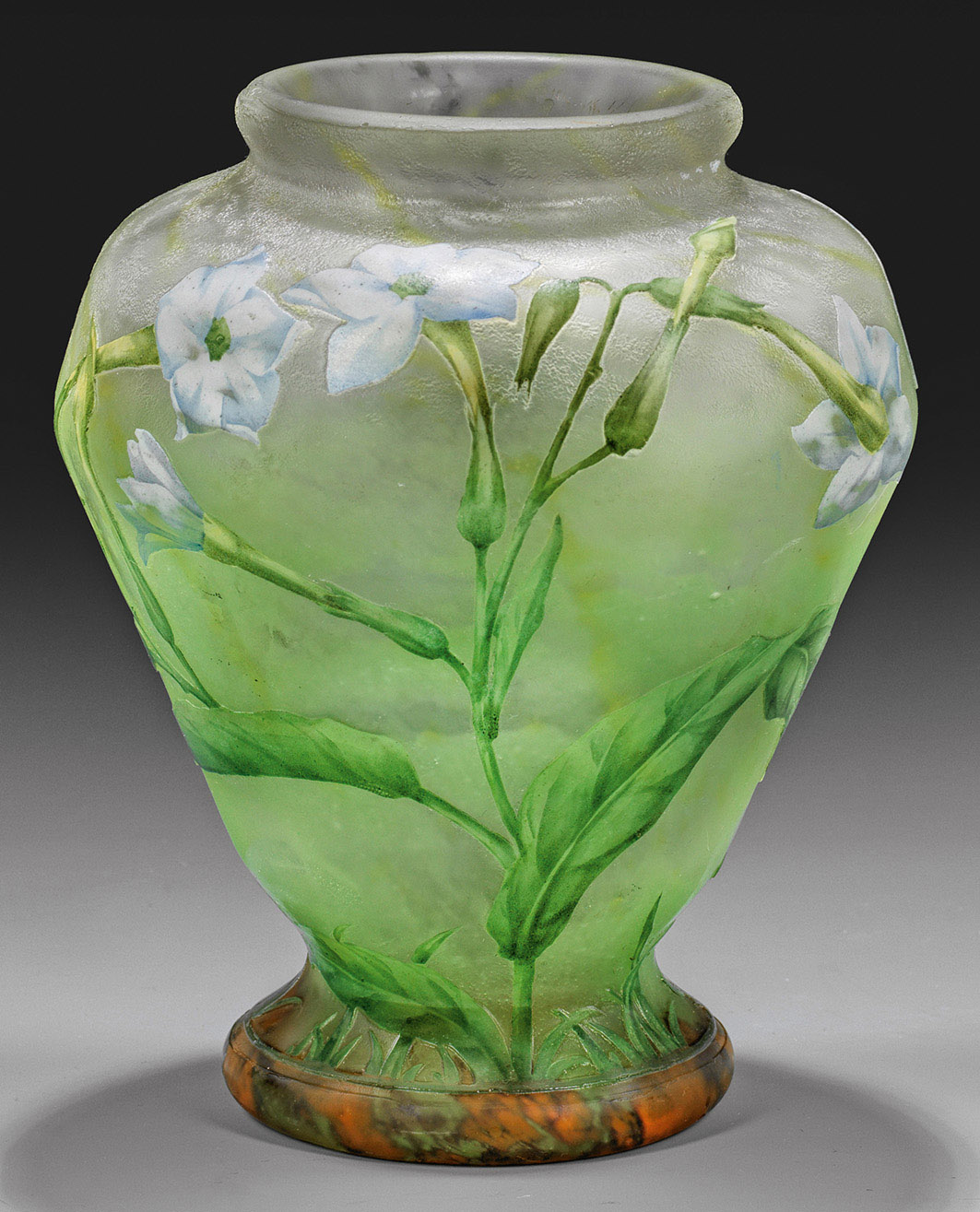 Jugendstil-Vase mit Ziertabak-Dekor von Daum Frères